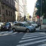 auto-su-strisce